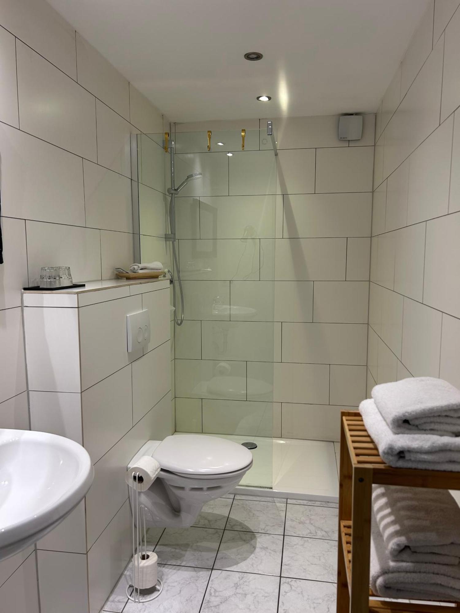 Mikroapartments Klarenthal Saarbrücken Exteriör bild