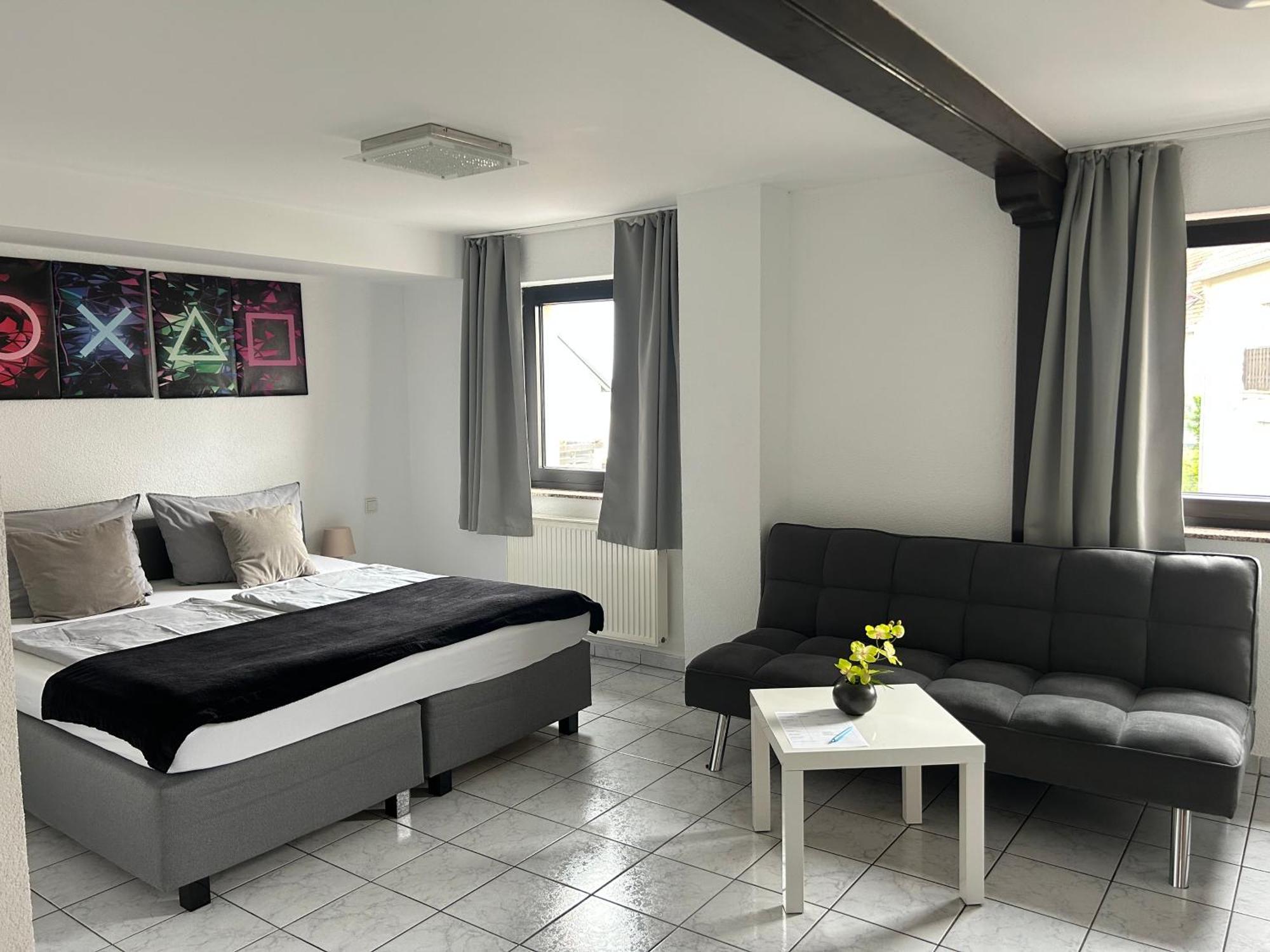 Mikroapartments Klarenthal Saarbrücken Exteriör bild